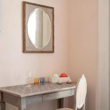 Carafa Palace By Dimorra * Neapel