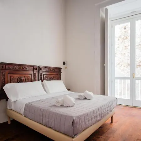 Apartment Carafa Palace By Dimorra